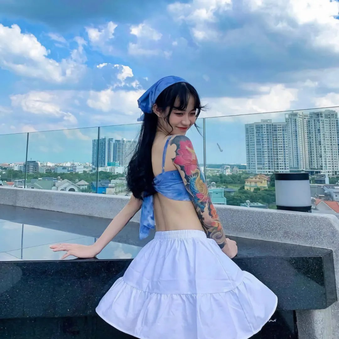 空中飞鸟